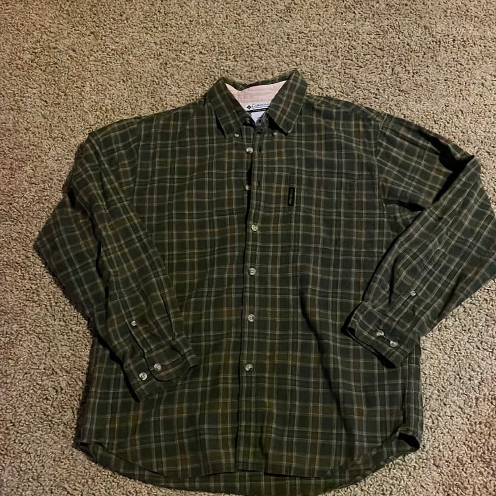 Size medium Colombia flannel